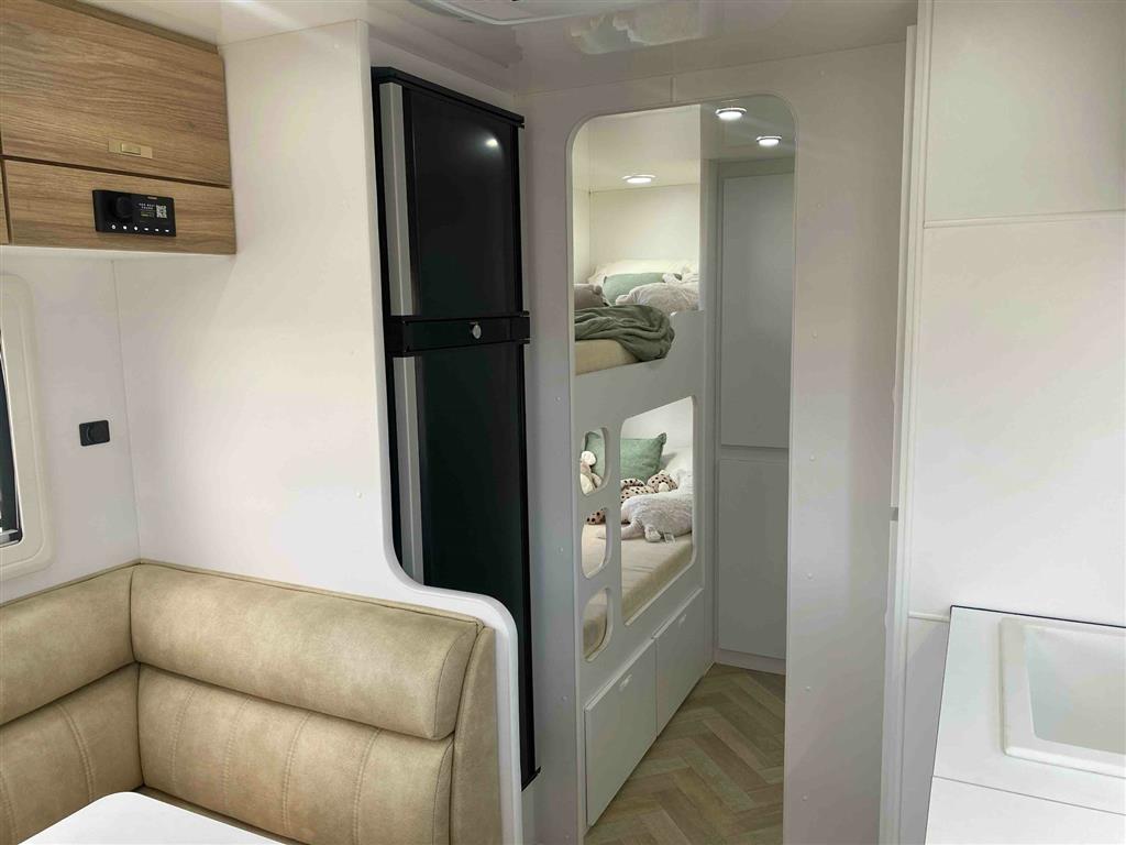 2026 OPTION RV DISTINCTION Family CARAVAN