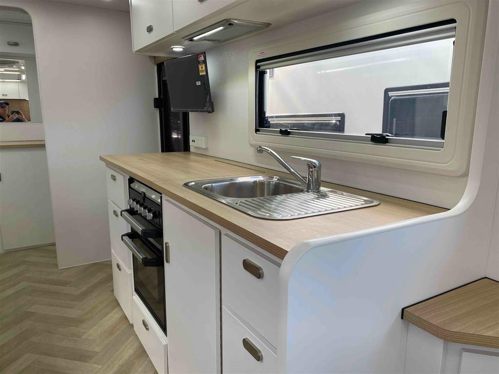 2026 OPTION RV DISTINCTION CARAVAN