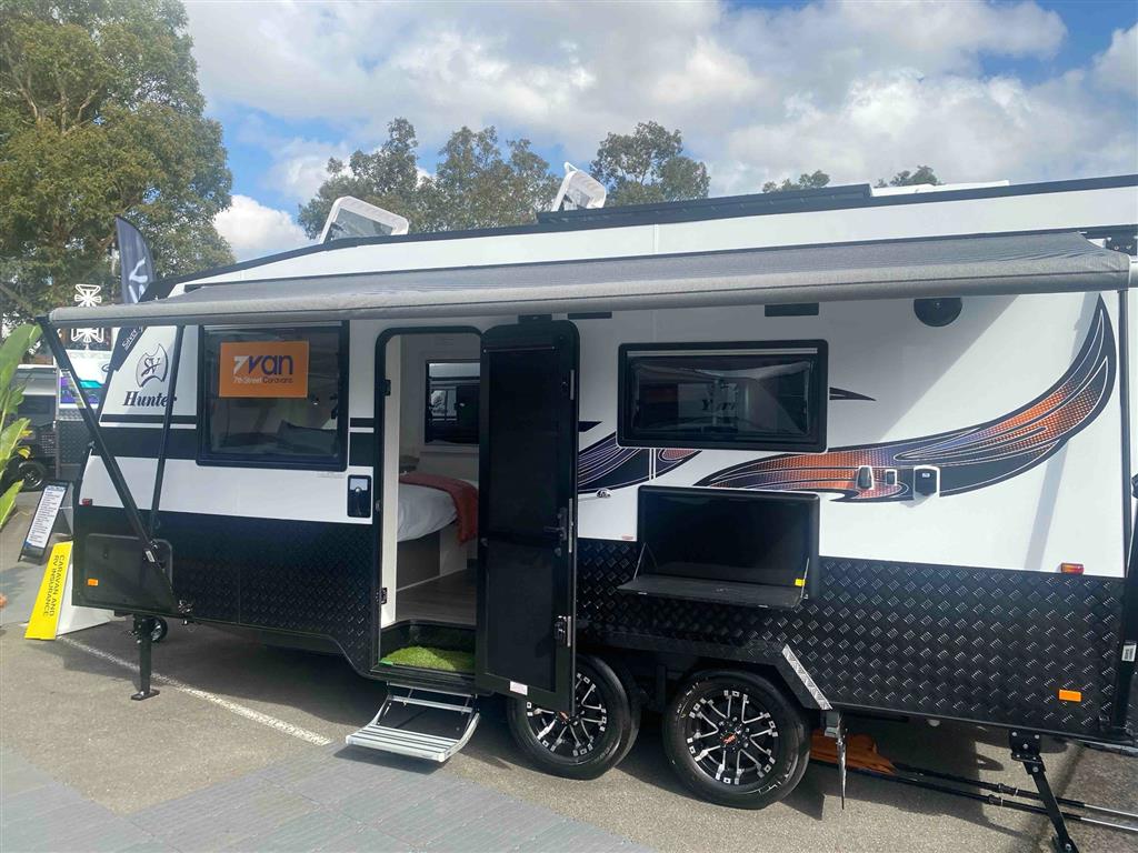 2026 SILVER VALLEY CARAVANS HUNTER CARAVAN