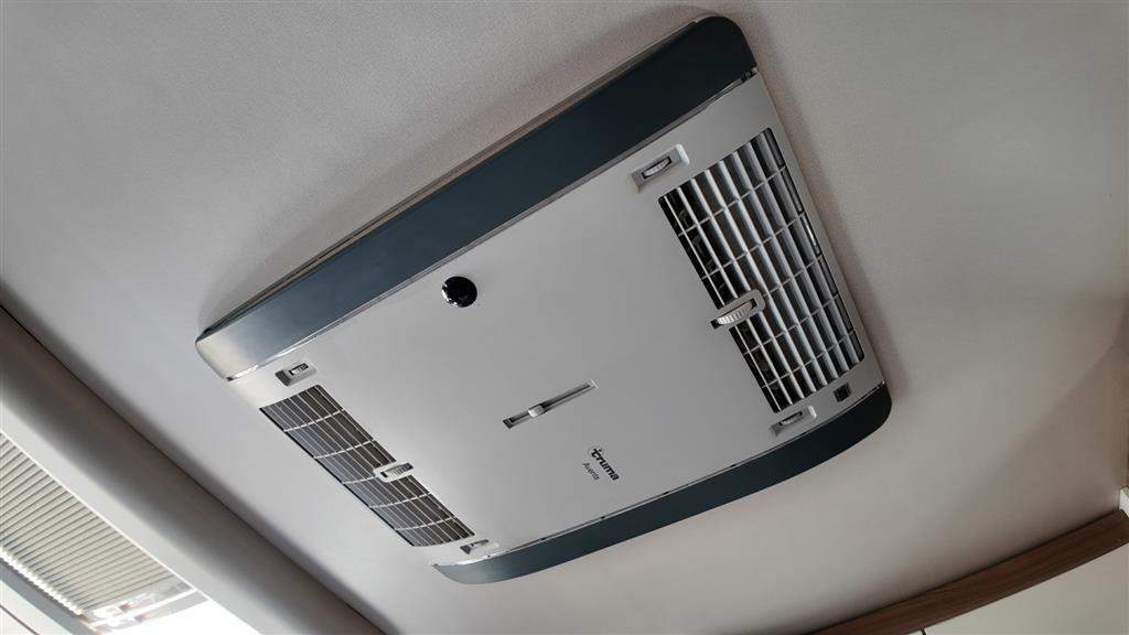 2020 SWIFT QUATTRO CARAVAN